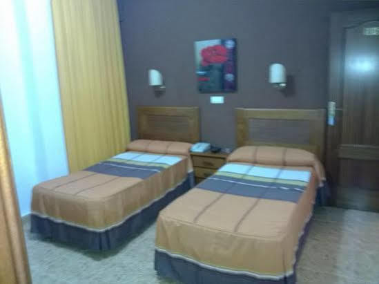 Hostal Argentina Caces Esterno foto