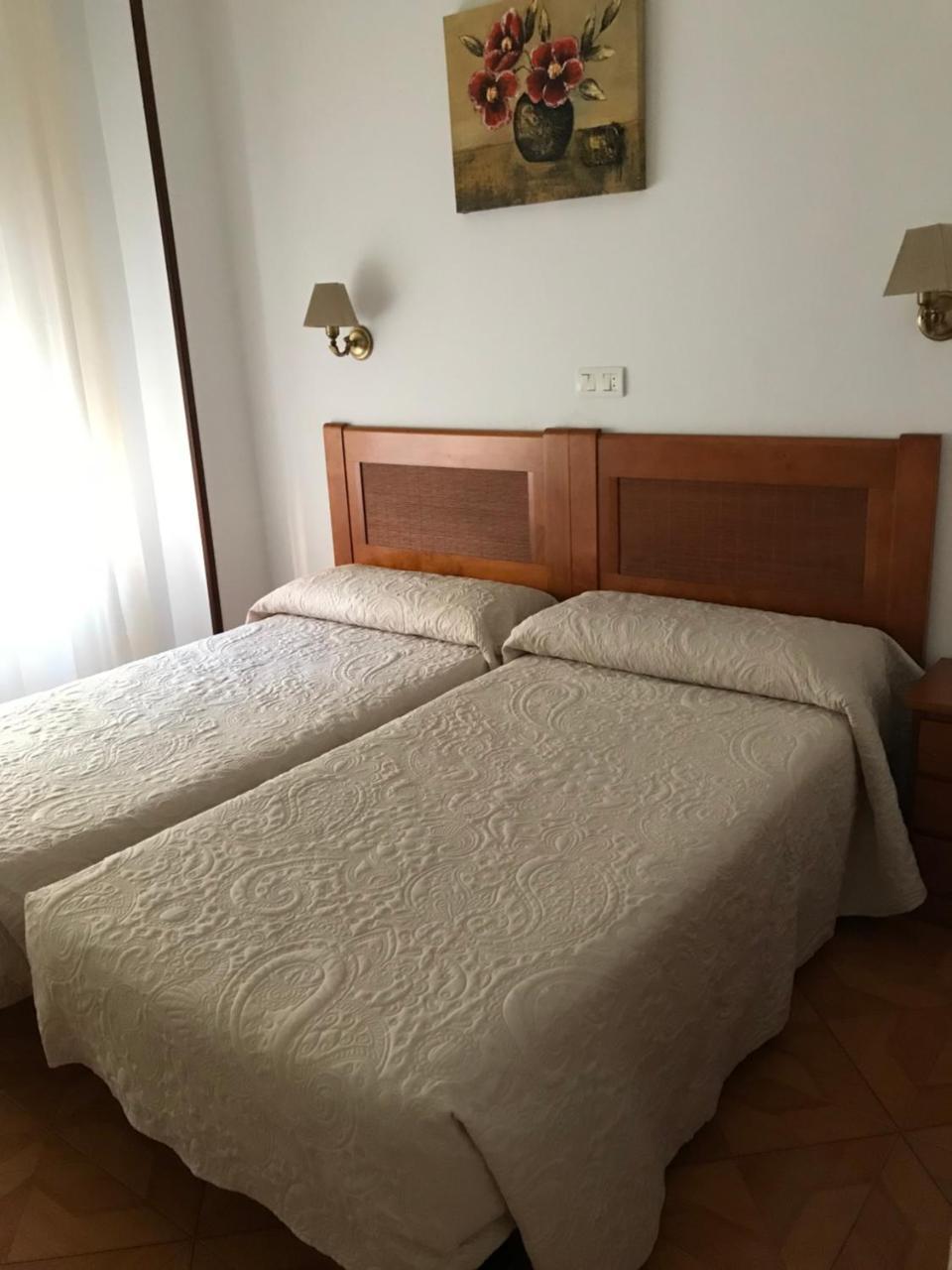 Hostal Argentina Caces Esterno foto