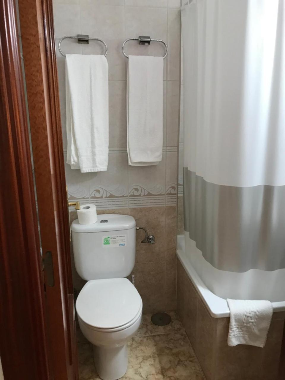 Hostal Argentina Caces Esterno foto